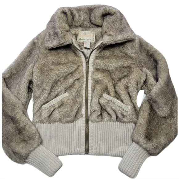 VINTAGE Y2K! AMERICAN RAG Faux Fur Coat - Picture 2 of 15